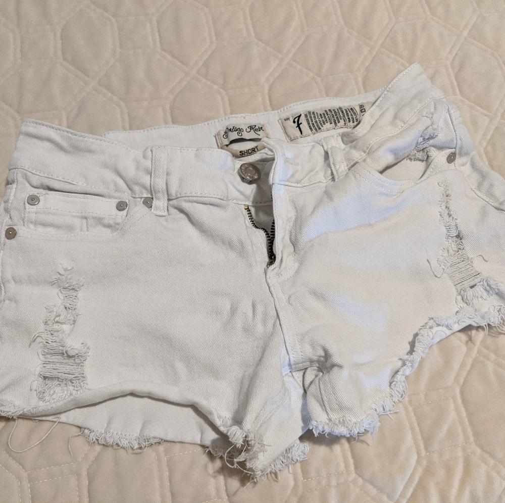 White Denim Short-Shorts